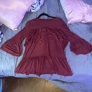 Flowey dress shirt: light weight: comfy: worn once: